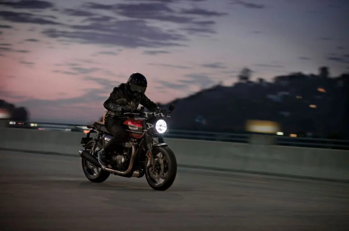 Nuova Triumph Speed Twin 2019. Roadster di nobili origini NON PUBBLICARE - EMBARGO (7)