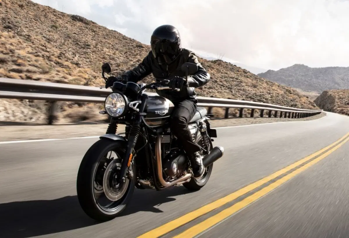 Nuova Triumph Speed Twin 2019. Roadster di nobili origini NON PUBBLICARE - EMBARGO (2)