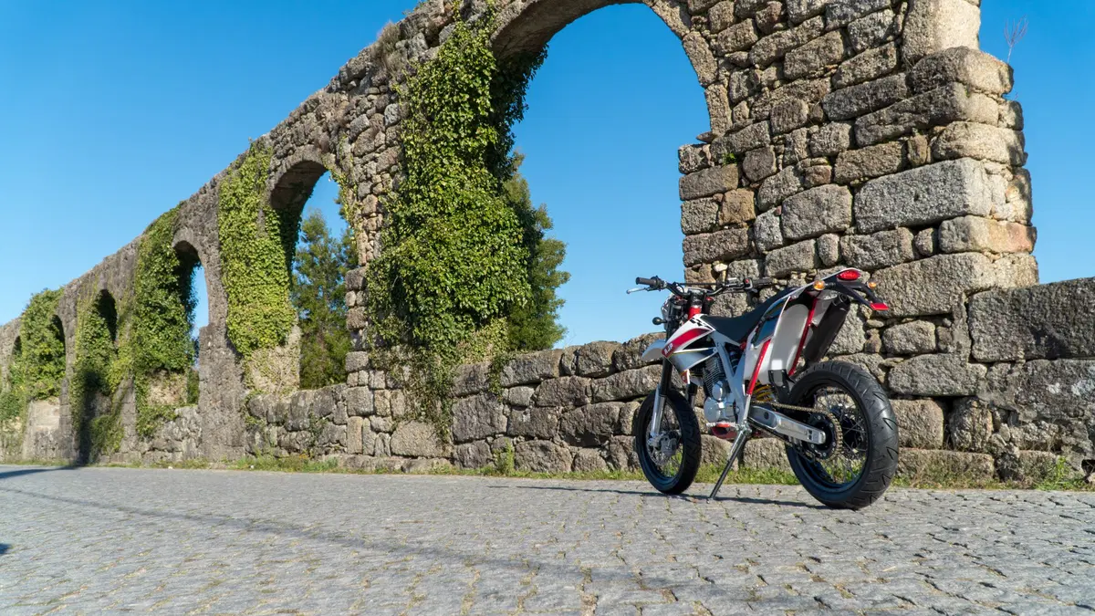 AJP PR3 125 Supermoto Pro PR3 125 Supermoto Pro (2017 - 18) (6)