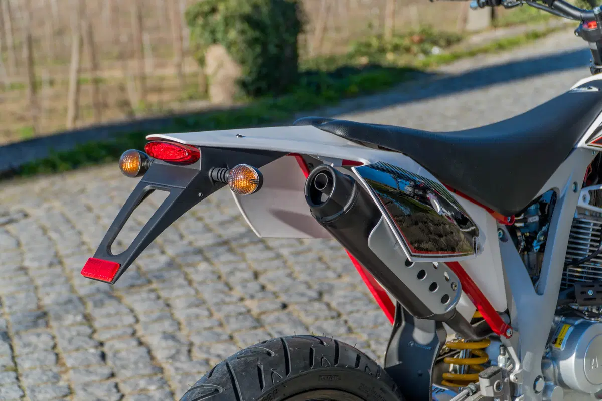 AJP PR3 125 Supermoto Pro PR3 125 Supermoto Pro (2017 - 18) (7)