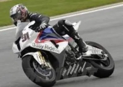 Sbk. Il 2011 bussa alle porte coi test di team e piloti