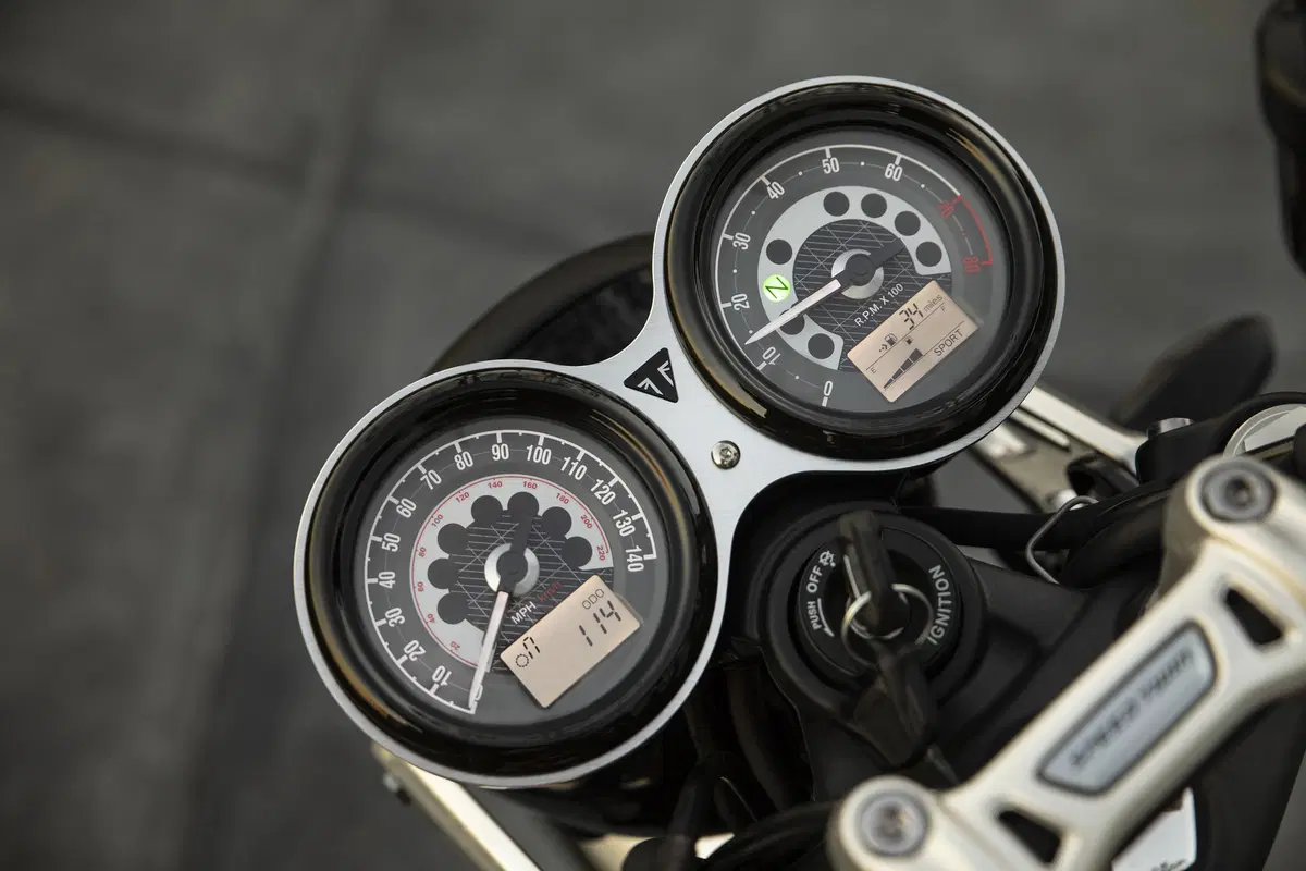 Triumph Speed Twin 1200 Speed Twin 1200 (2019 - 20) (10)