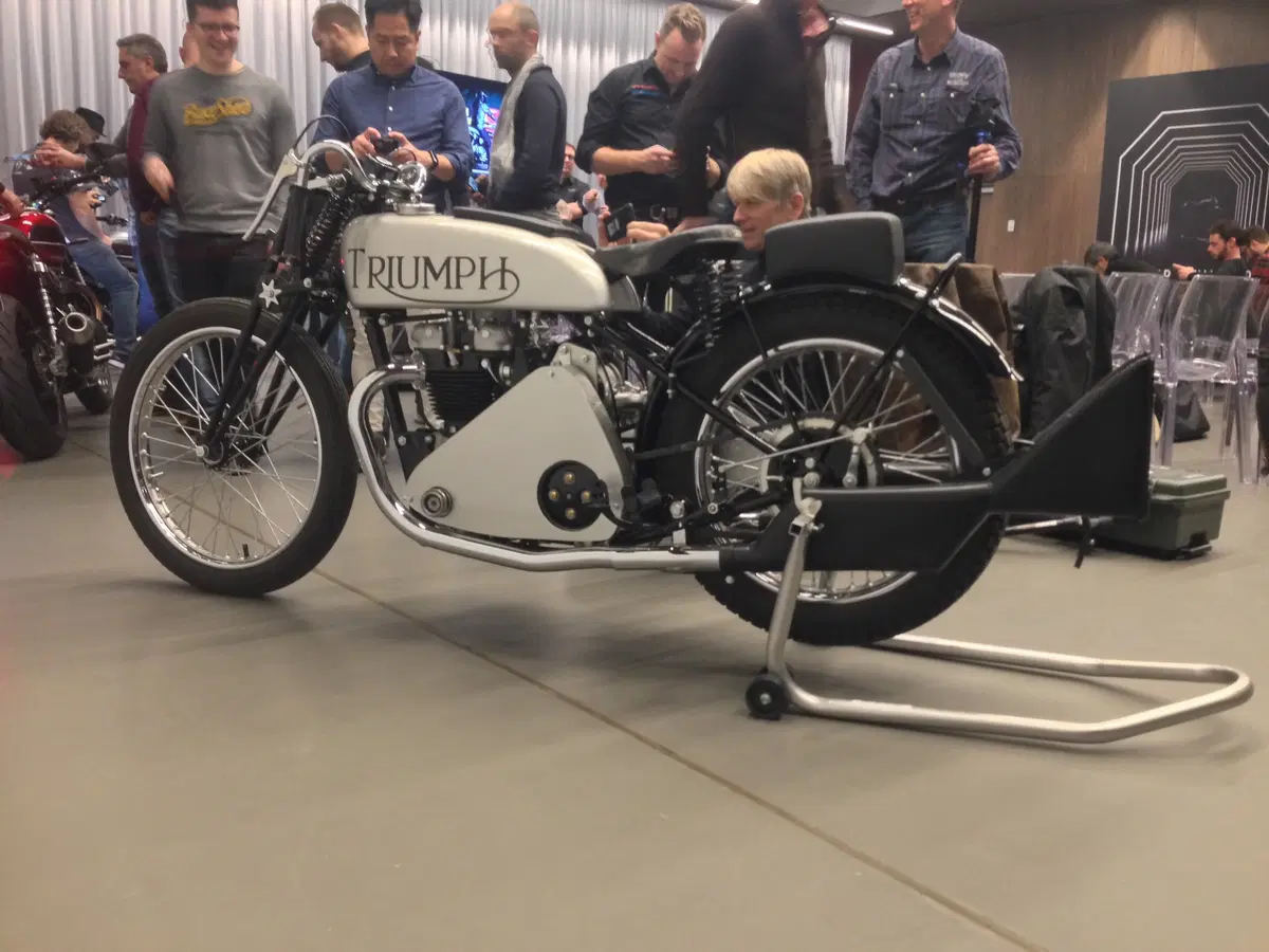Nuova Triumph Speed Twin 2019. La Roadster di nobili origini (10)