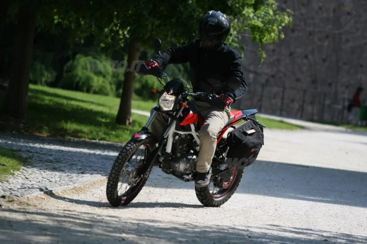 Beta Urban 200 Special   (5)