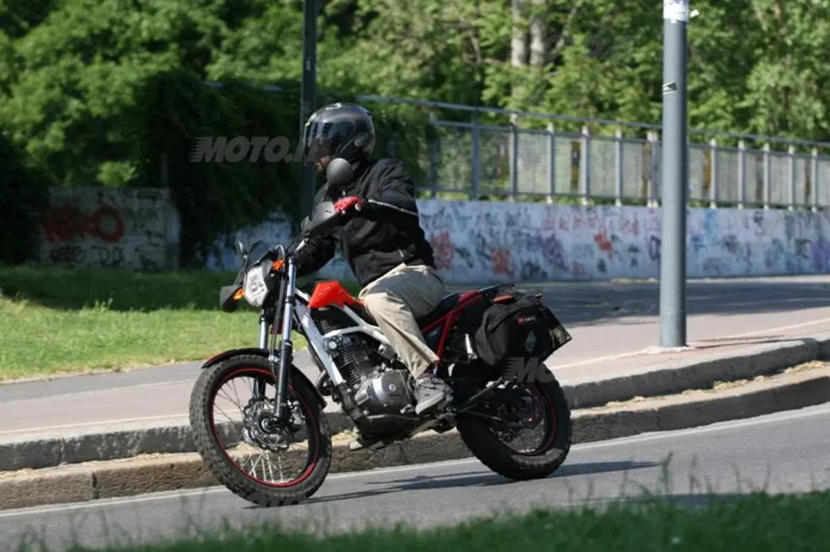 Beta Urban 200 Special   (6)