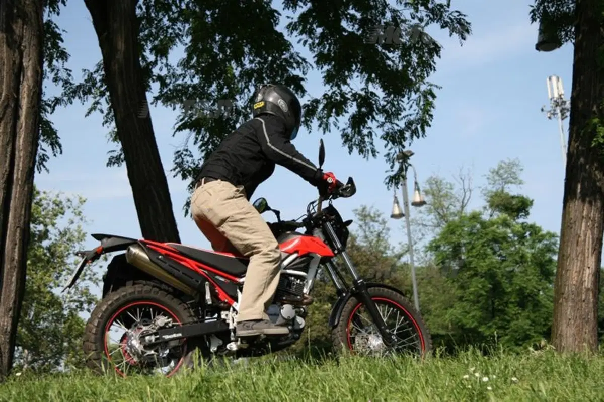 Beta Urban 200 Special   (9)
