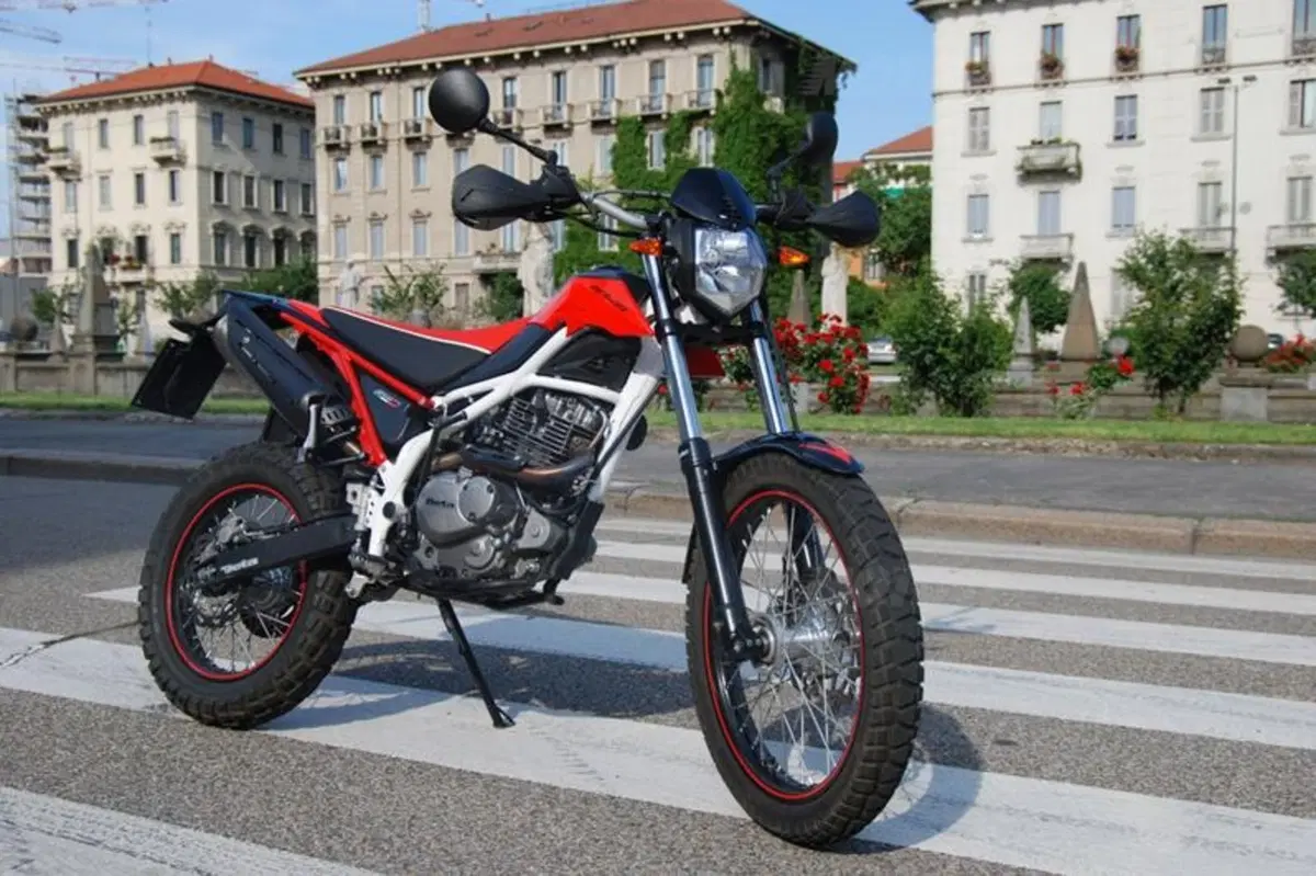 Beta Urban 200 Special   (13)