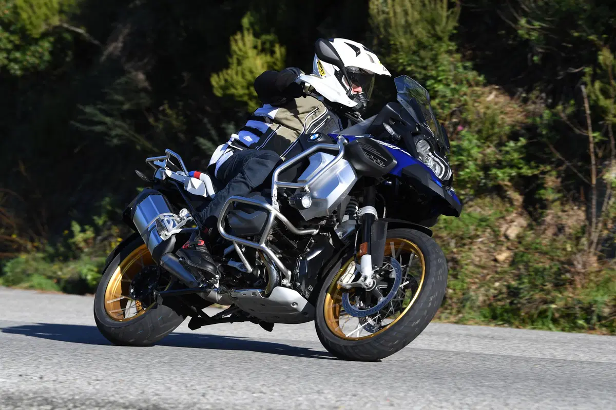 EICMA 2018: BMW R 1250 GS Adventure, foto e dati (4)