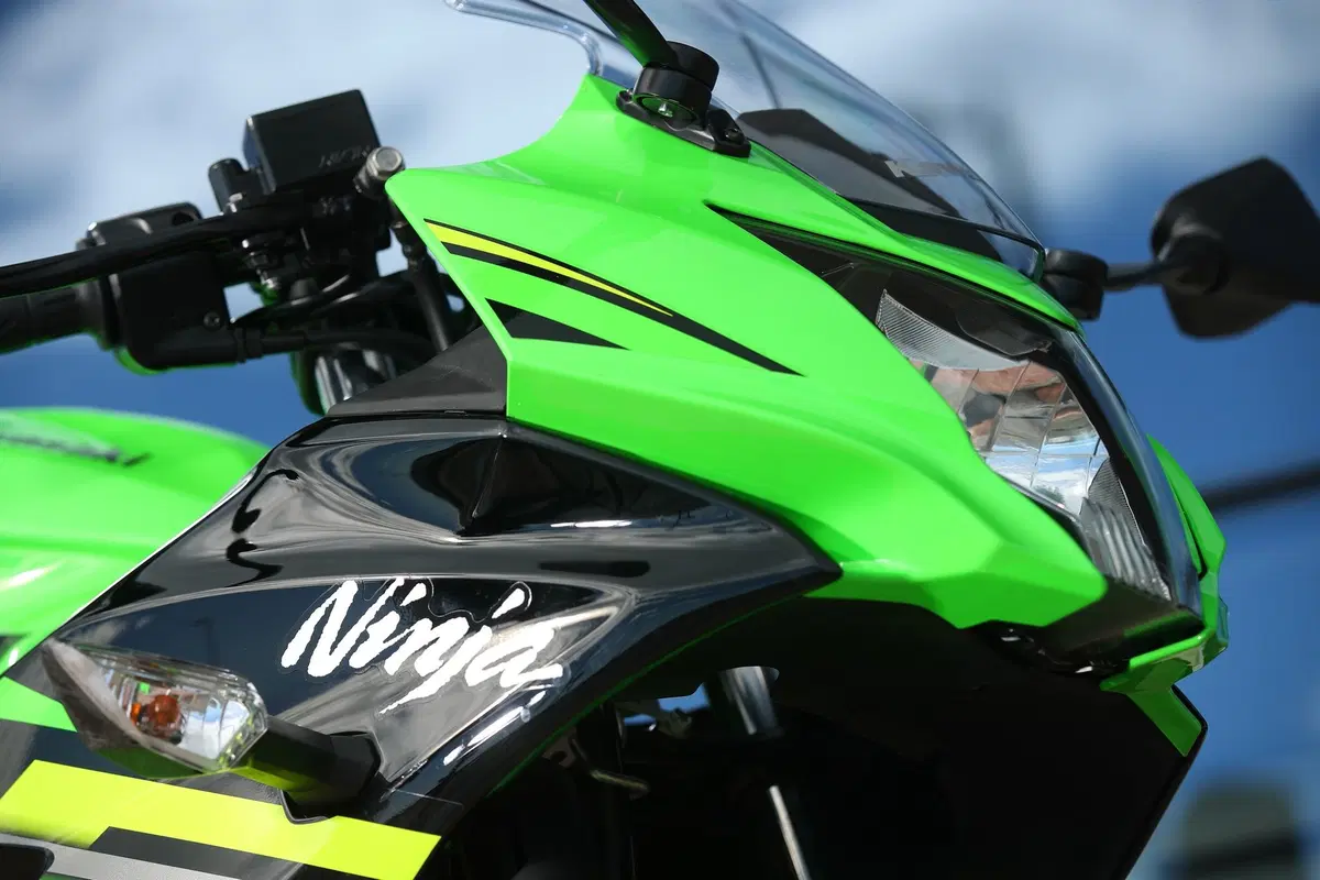 Kawasaki Ninja 125 2019: il test della Ninjetta [Video]