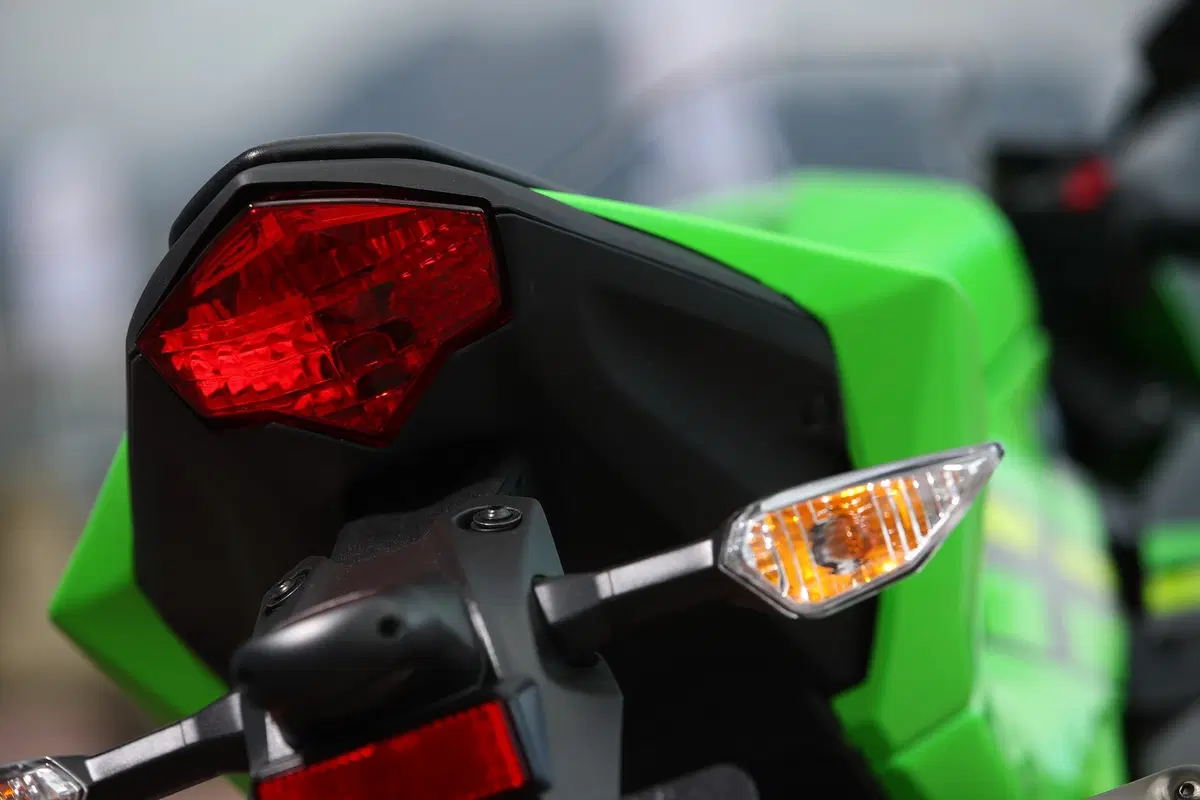 Kawasaki Ninja 125 2019: il test della Ninjetta [Video] (8)