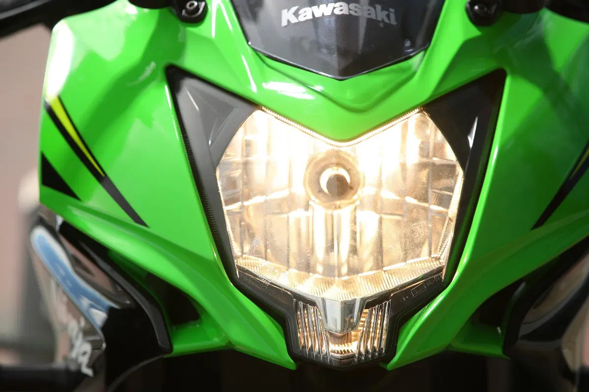 Kawasaki Ninja 125 2019: il test della Ninjetta [Video] (13)
