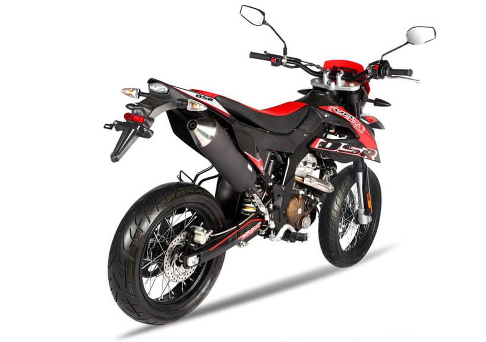 Um Italia DSR 125 SM (2019 - 22) (2)