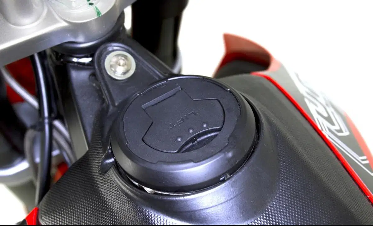 Um Italia DSR 125 EX DSR 125 EX (2019 - 22) (6)
