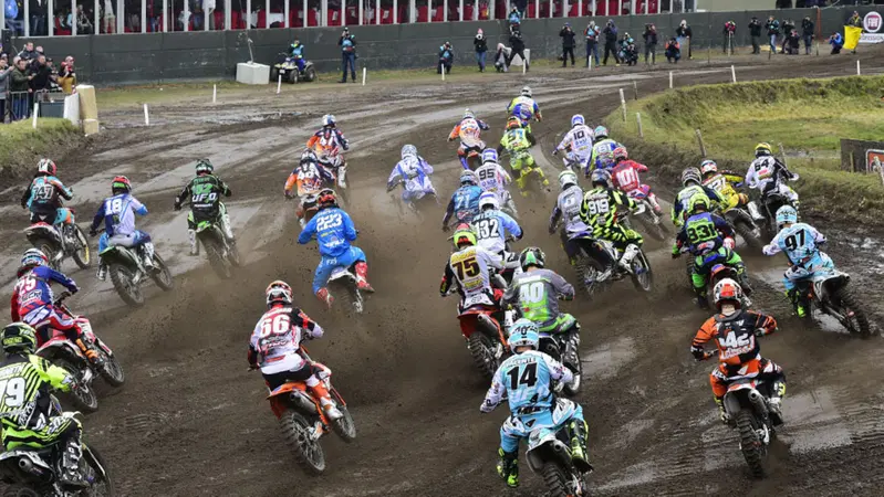 MX 2016. GP d'Europa. Nagl e Herlings si aggiudicano le qualifiche