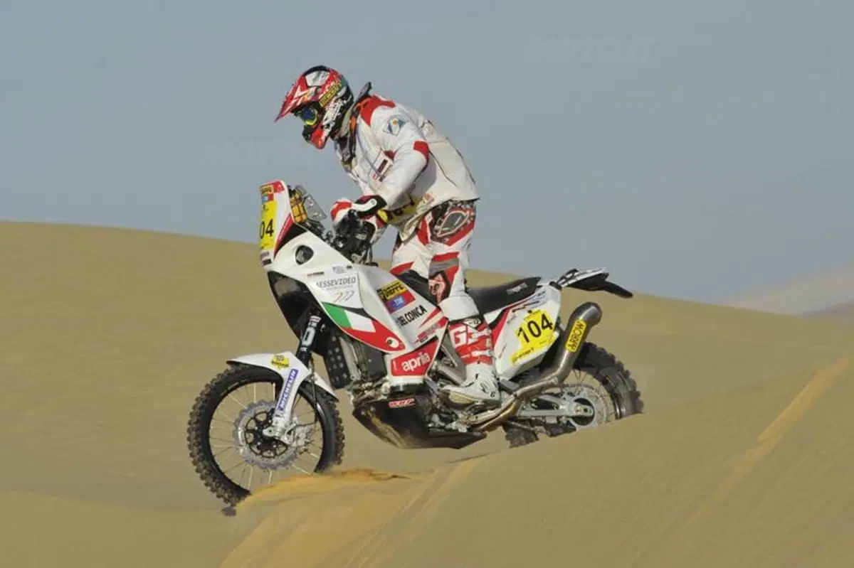 Lopez vince la 450 al Pharaons con l'Aprilia Tuareg 4.5