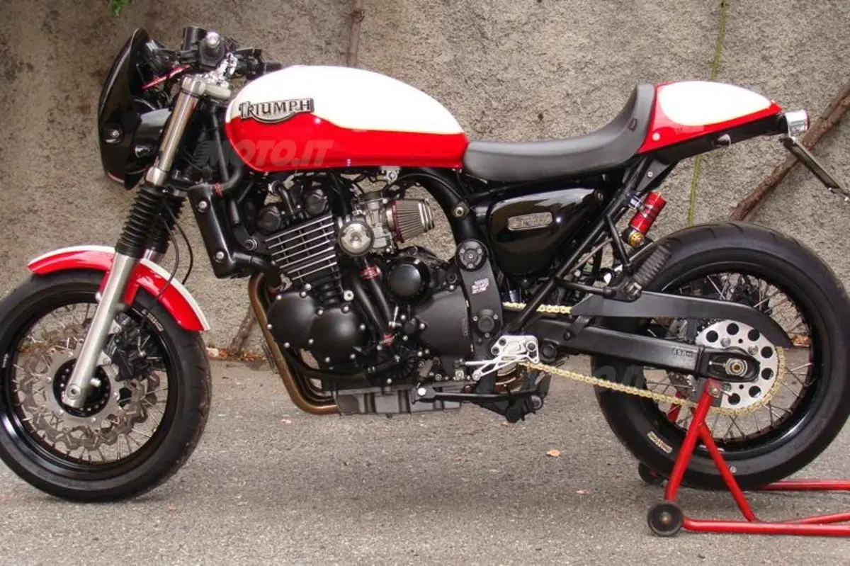 Le Strane di Moto.it: Triumph Thunderbird 900 Sport  (3)
