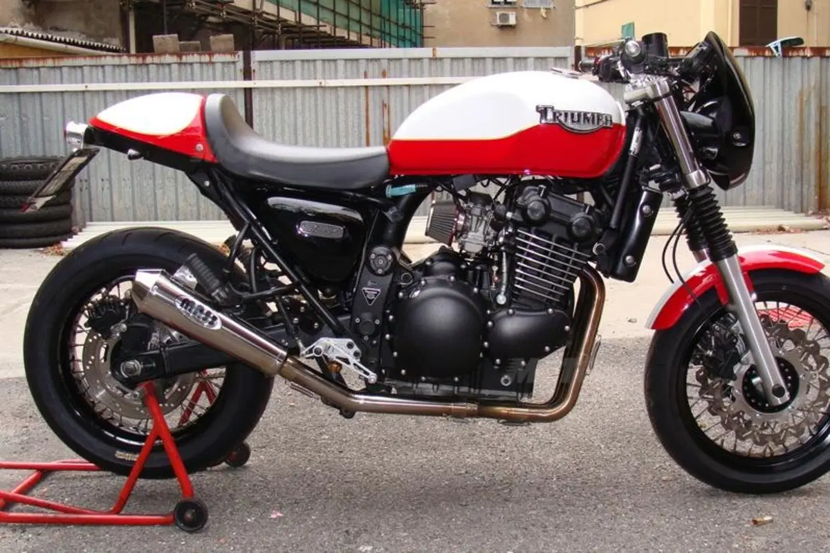 Le Strane di Moto.it: Triumph Thunderbird 900 Sport  (4)