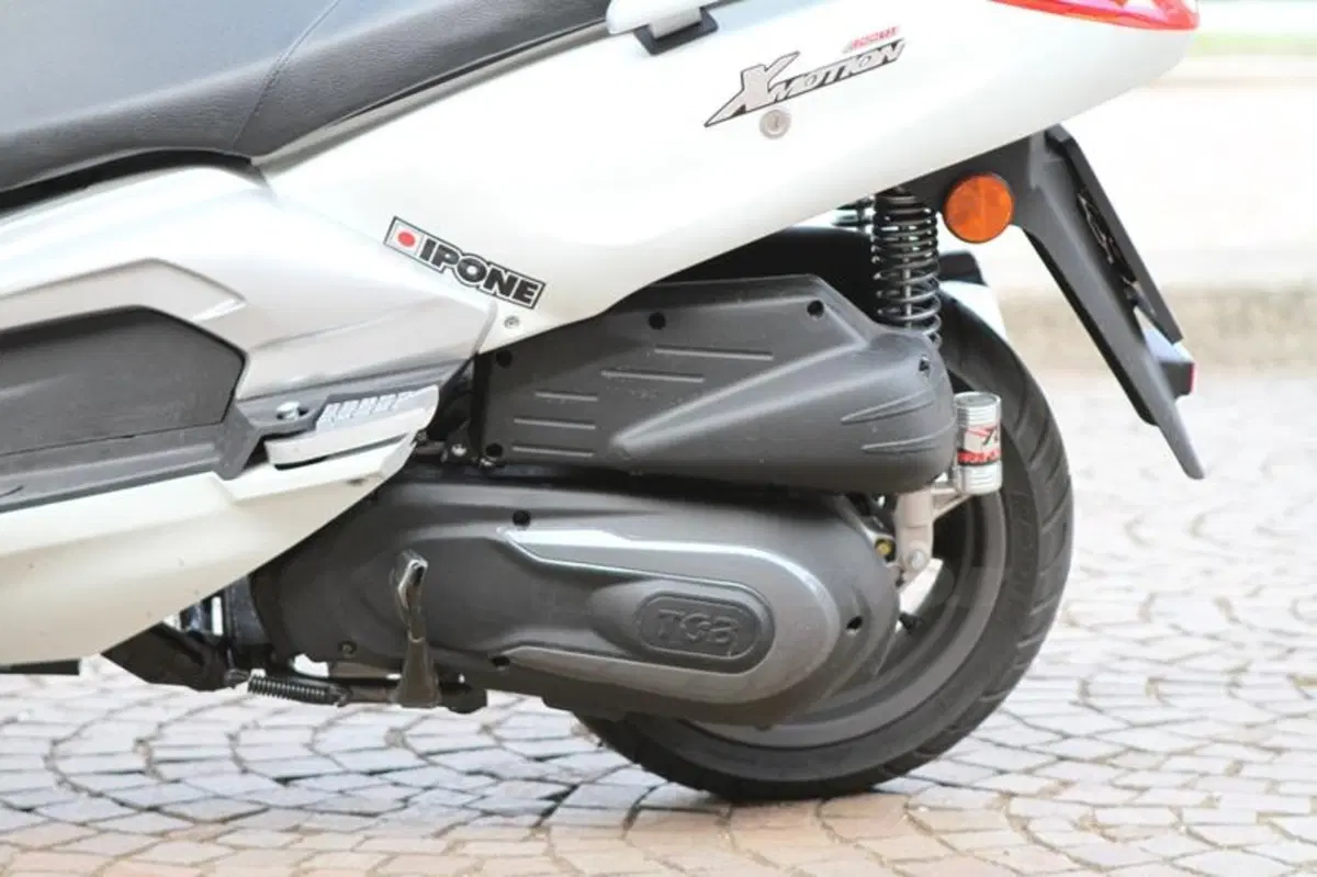 XMotion 300i  (19)
