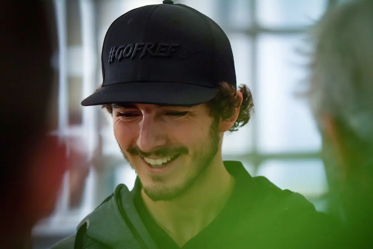 Pecco Bagnaia: 'Se mi trovassi Valentino davanti? Preferisco non pensarci' (10)