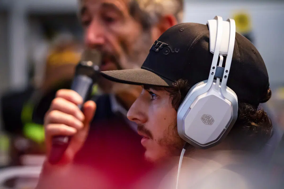 Pecco Bagnaia: 'Se mi trovassi Valentino davanti? Preferisco non pensarci' (18)