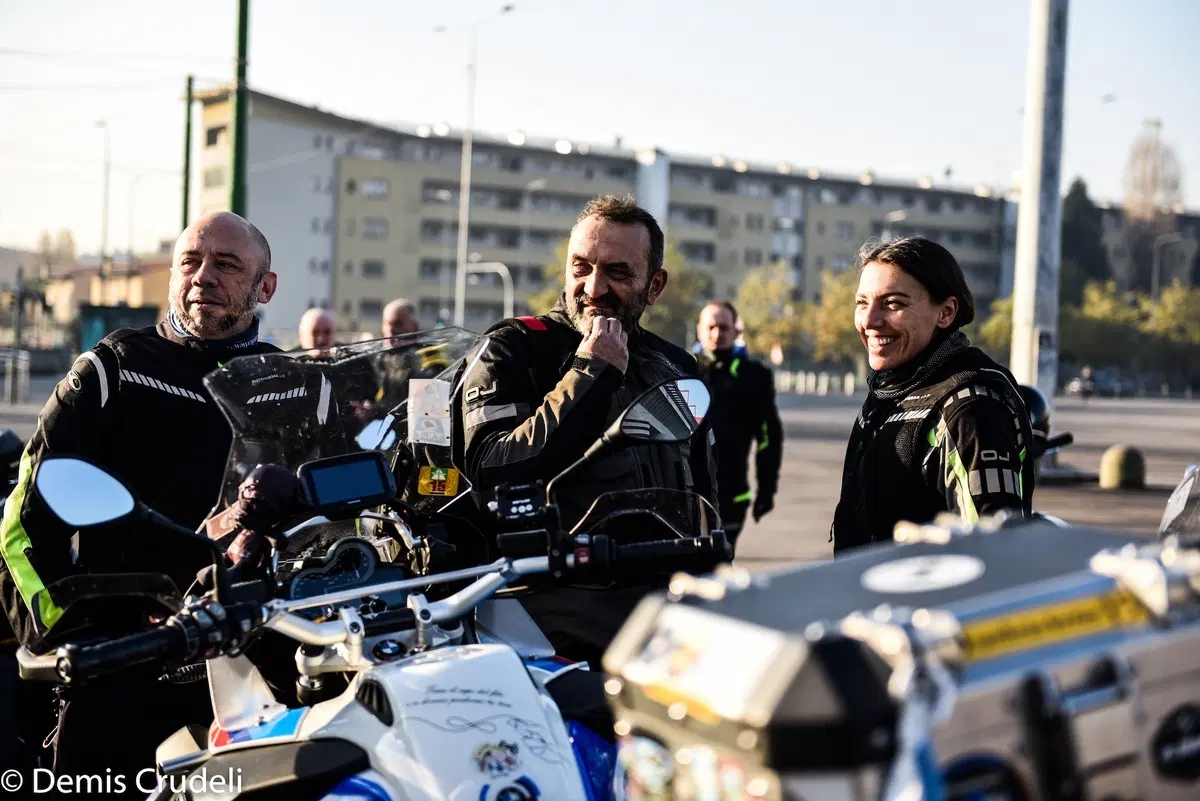 'La moto fa bene'. Motociclisti nel reparto Pediatria (5)