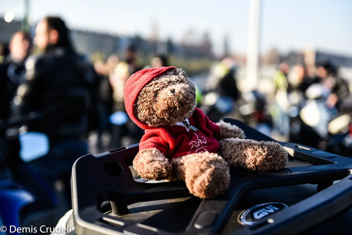 'La moto fa bene'. Motociclisti nel reparto Pediatria (6)