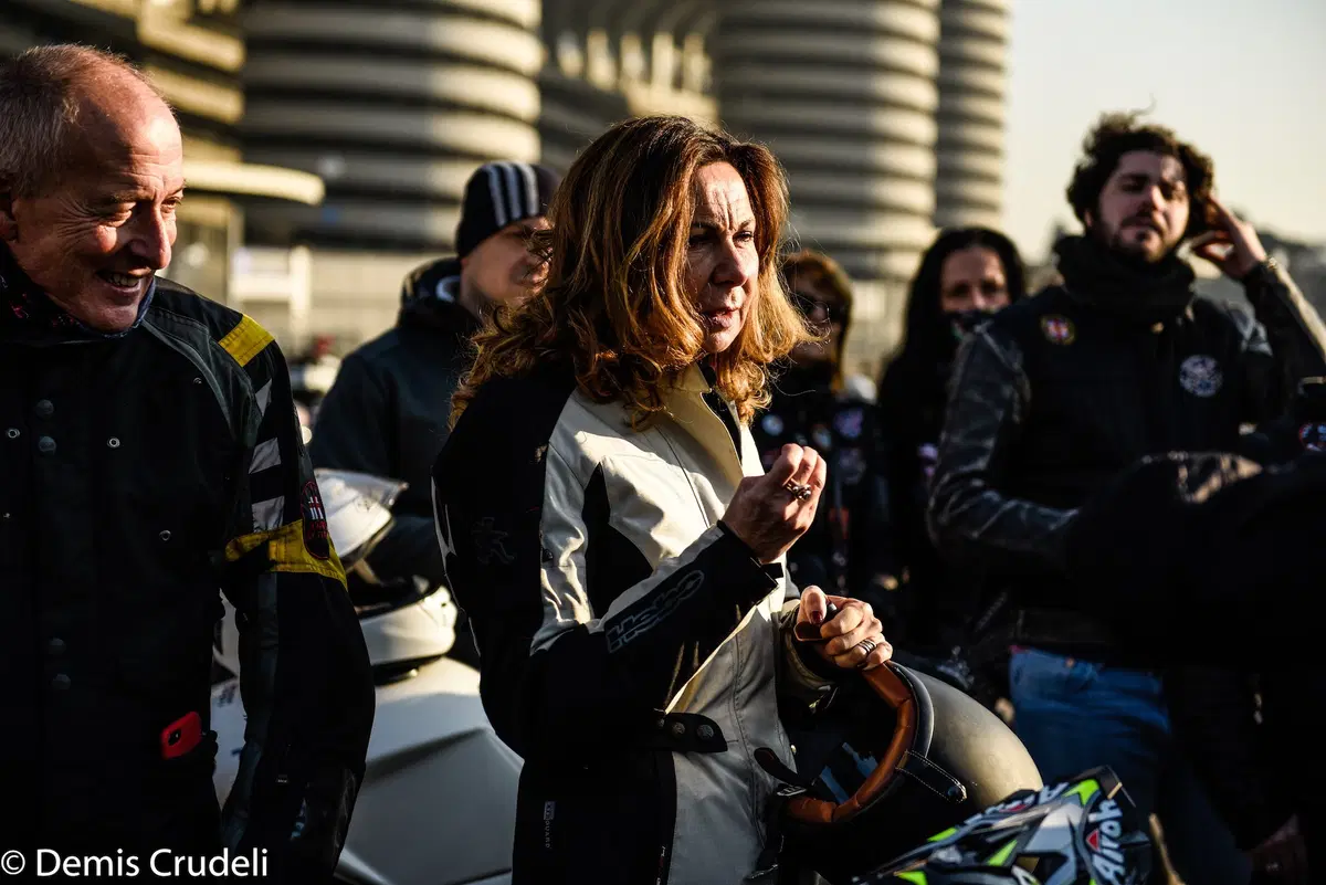 'La moto fa bene'. Motociclisti nel reparto Pediatria (17)