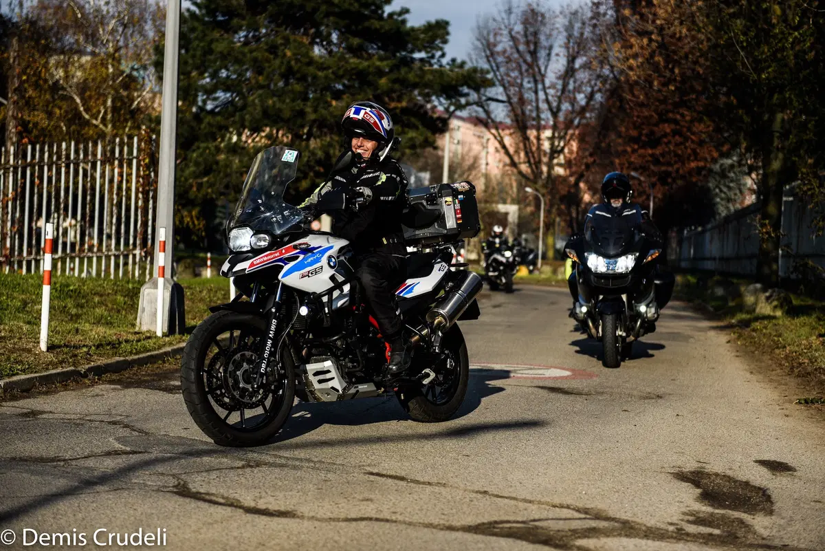 'La moto fa bene'. Motociclisti nel reparto Pediatria (25)