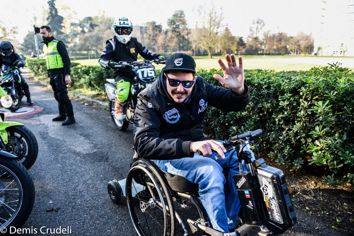 'La moto fa bene'. Motociclisti nel reparto Pediatria (30)