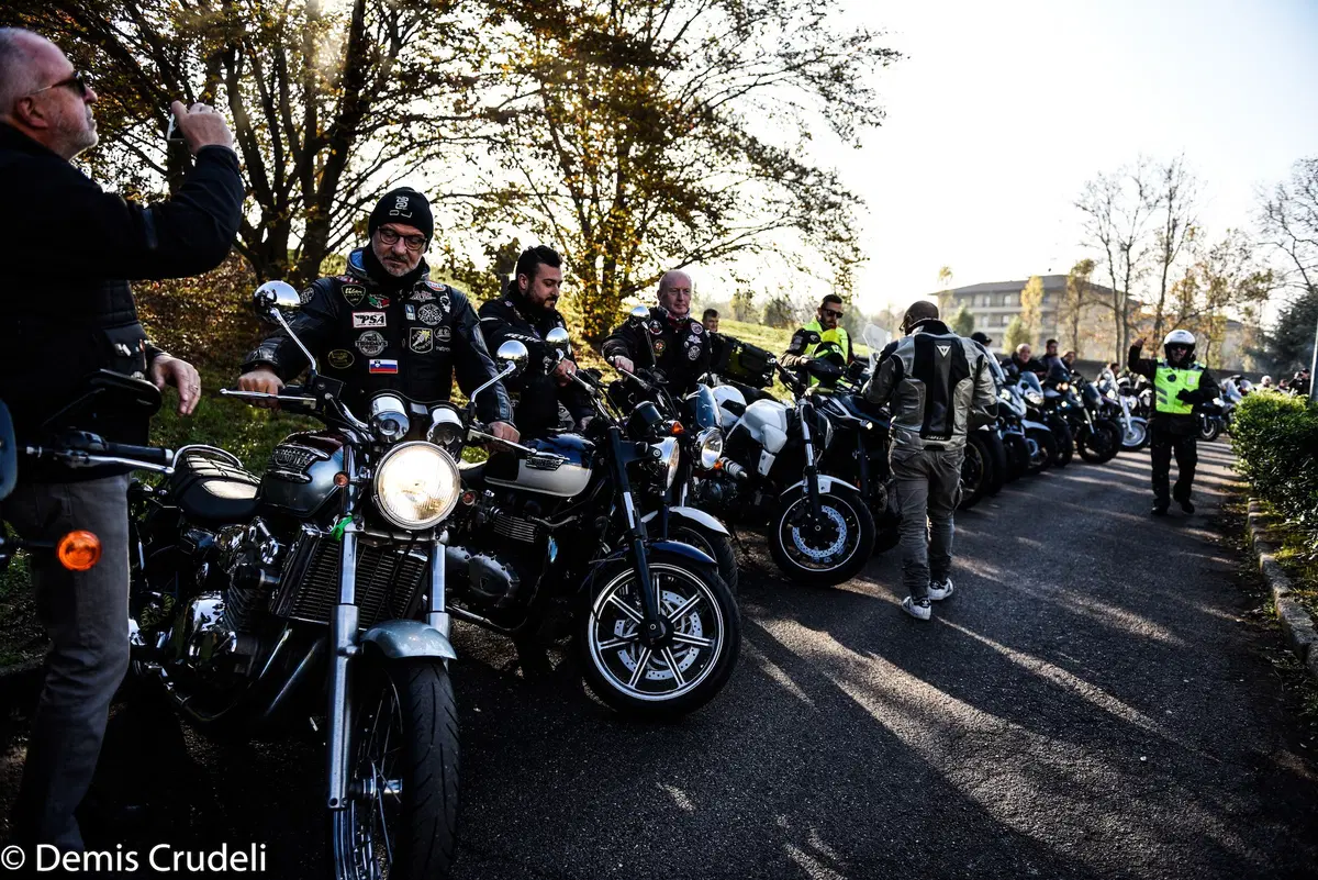 'La moto fa bene'. Motociclisti nel reparto Pediatria (35)