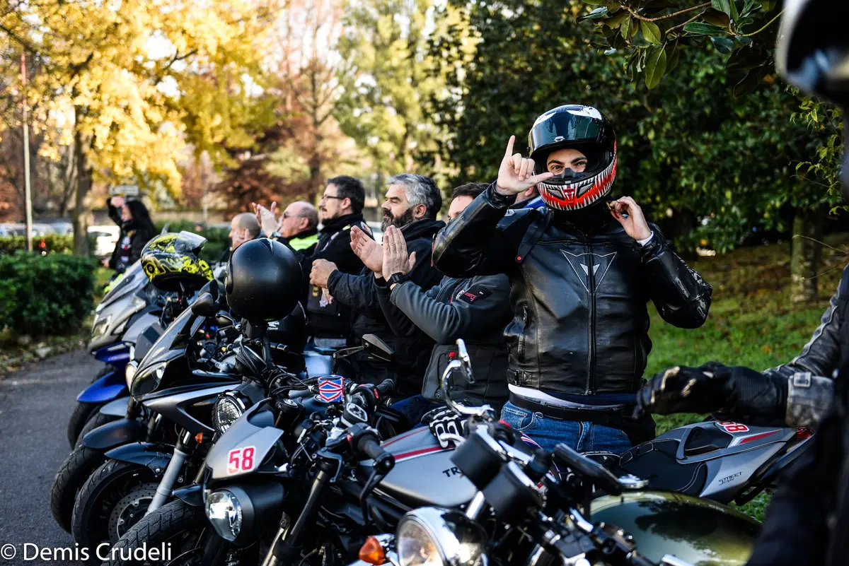 'La moto fa bene'. Motociclisti nel reparto Pediatria (36)