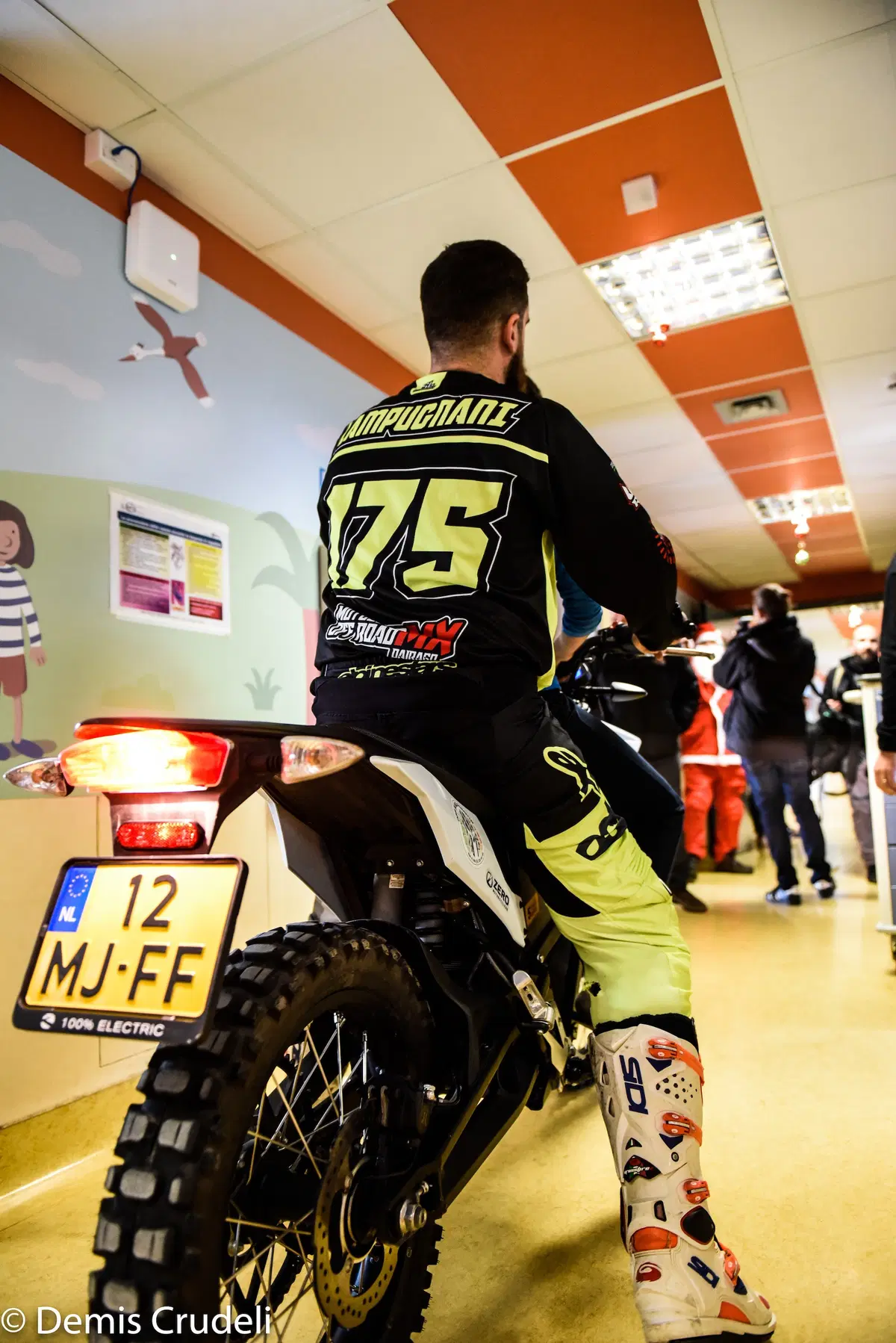 'La moto fa bene'. Motociclisti nel reparto Pediatria (56)