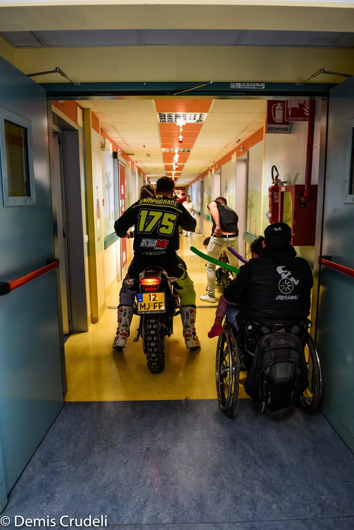 'La moto fa bene'. Motociclisti nel reparto Pediatria (64)