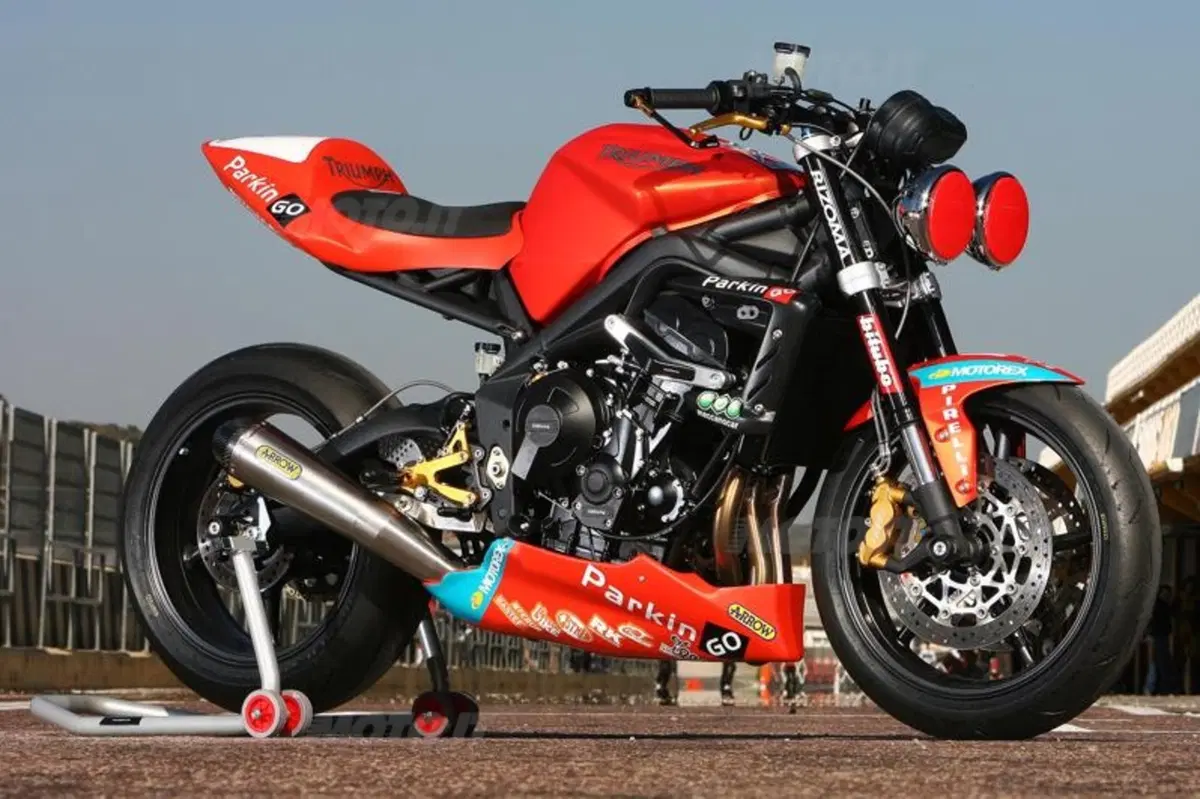 Massimo Clarke: "I motori a tre cilindri" (2)