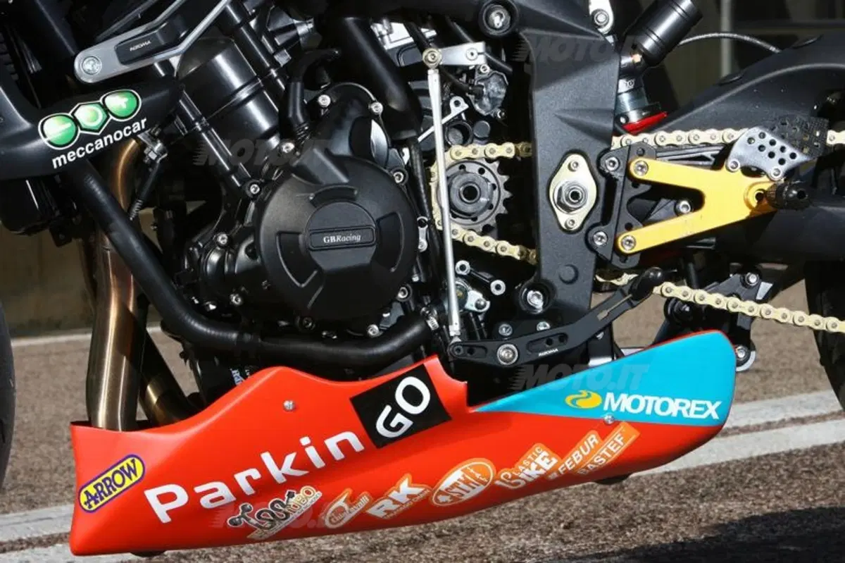Massimo Clarke: "I motori a tre cilindri" (3)