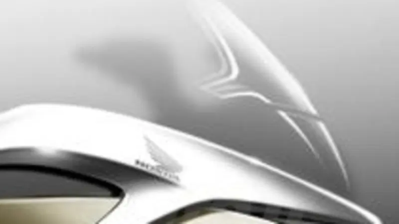 Ad EICMA Honda presenta la nuova crossover V4