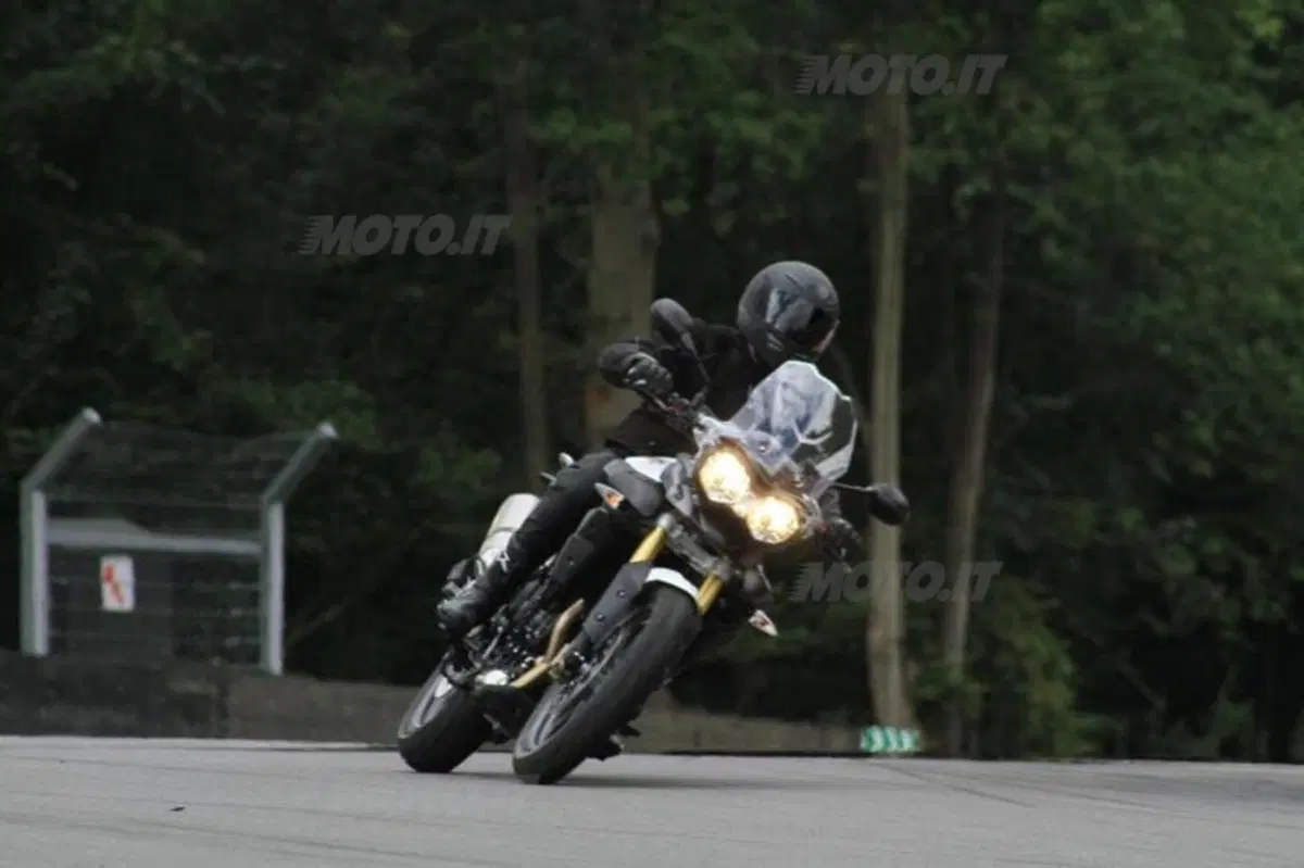 Triumph Tiger 800 XC. La fotogallery completa (47)