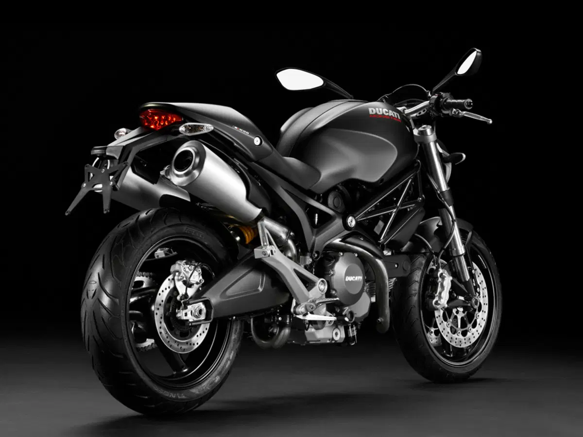 Ducati Monster: le novità per la gamma 2011 (4)