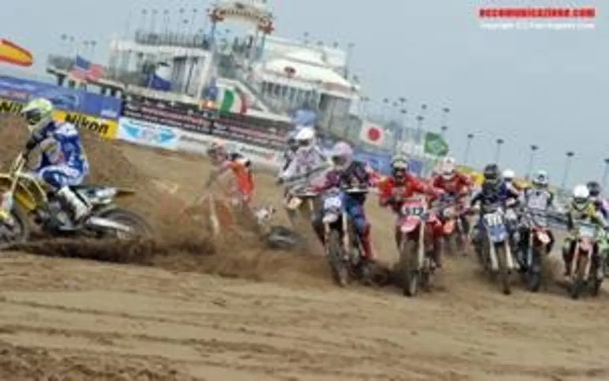 Ultima tappa dei Campionati internazionali d’Italia Supermarecross (4)