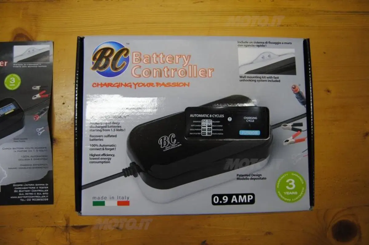 BC Battery Controller: caricabatteria Junior Design (2)