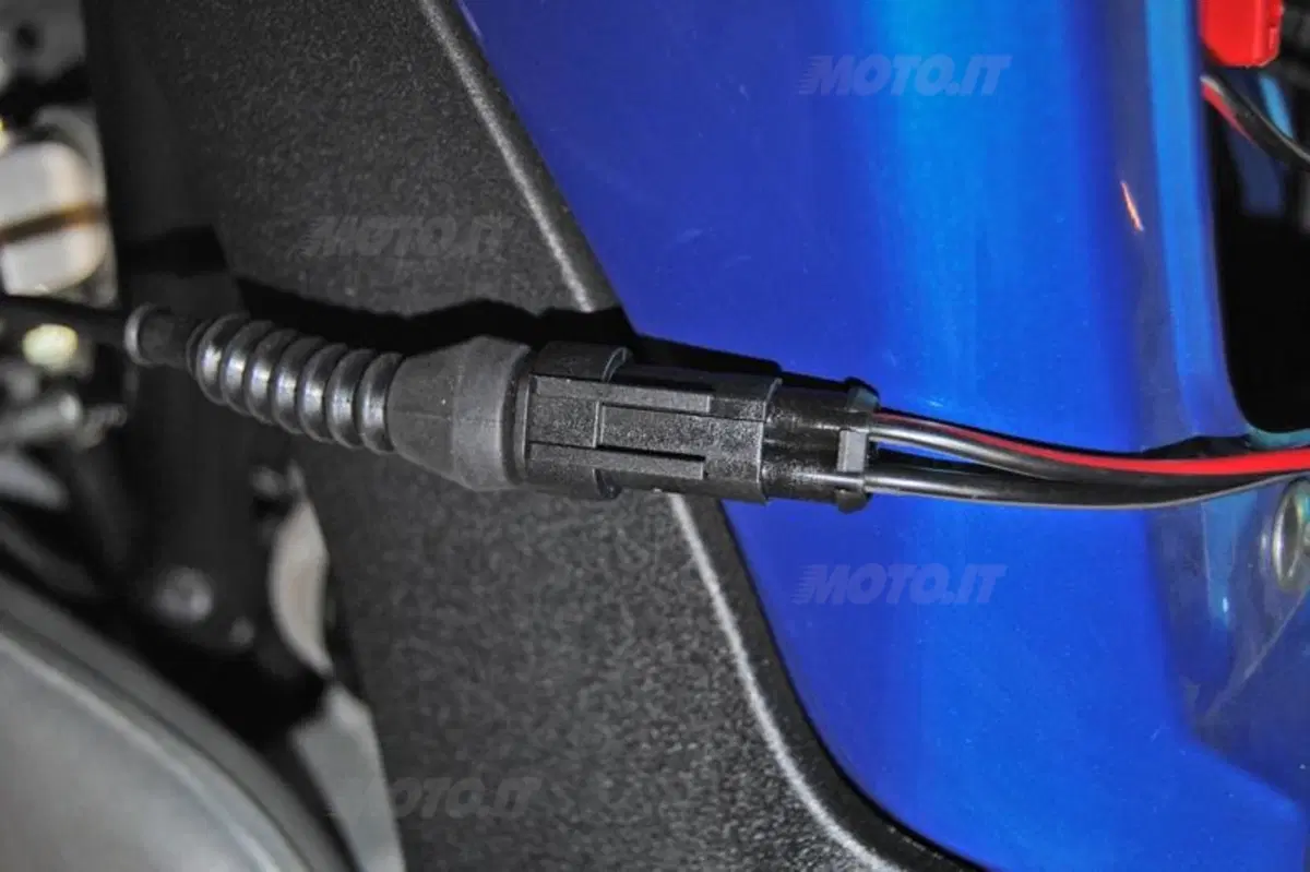 BC Battery Controller: caricabatteria Junior Design (6)