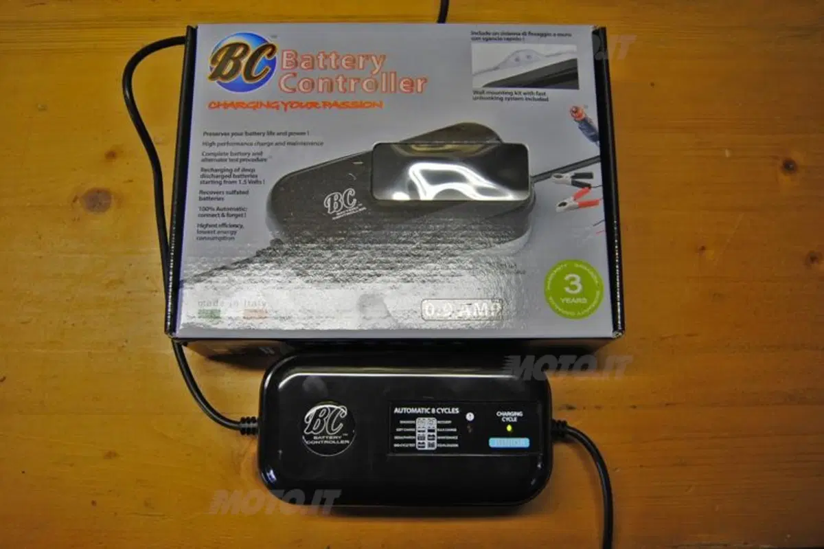 BC Battery Controller: caricabatteria Junior Design (7)