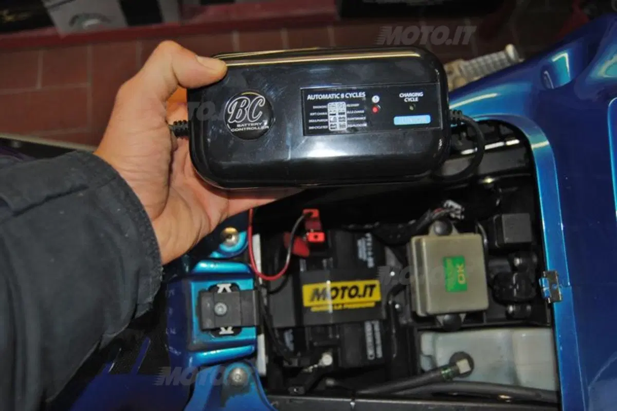BC Battery Controller: caricabatteria Junior Design (9)
