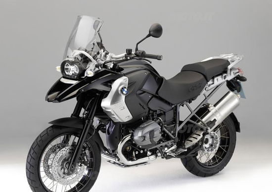 BMW Motorrad presenta la BMW R 1200 GS “Triple Black”