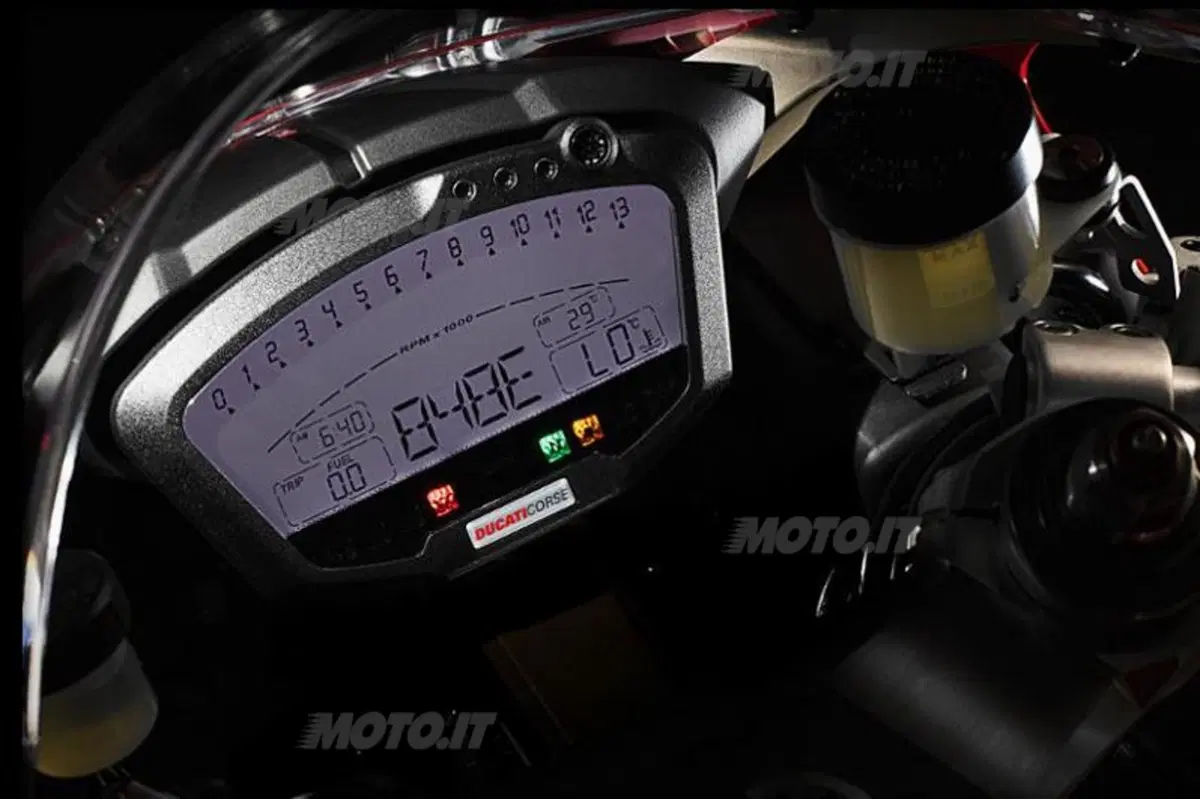 Test. Ducati 848EVO e 1198SP (8)