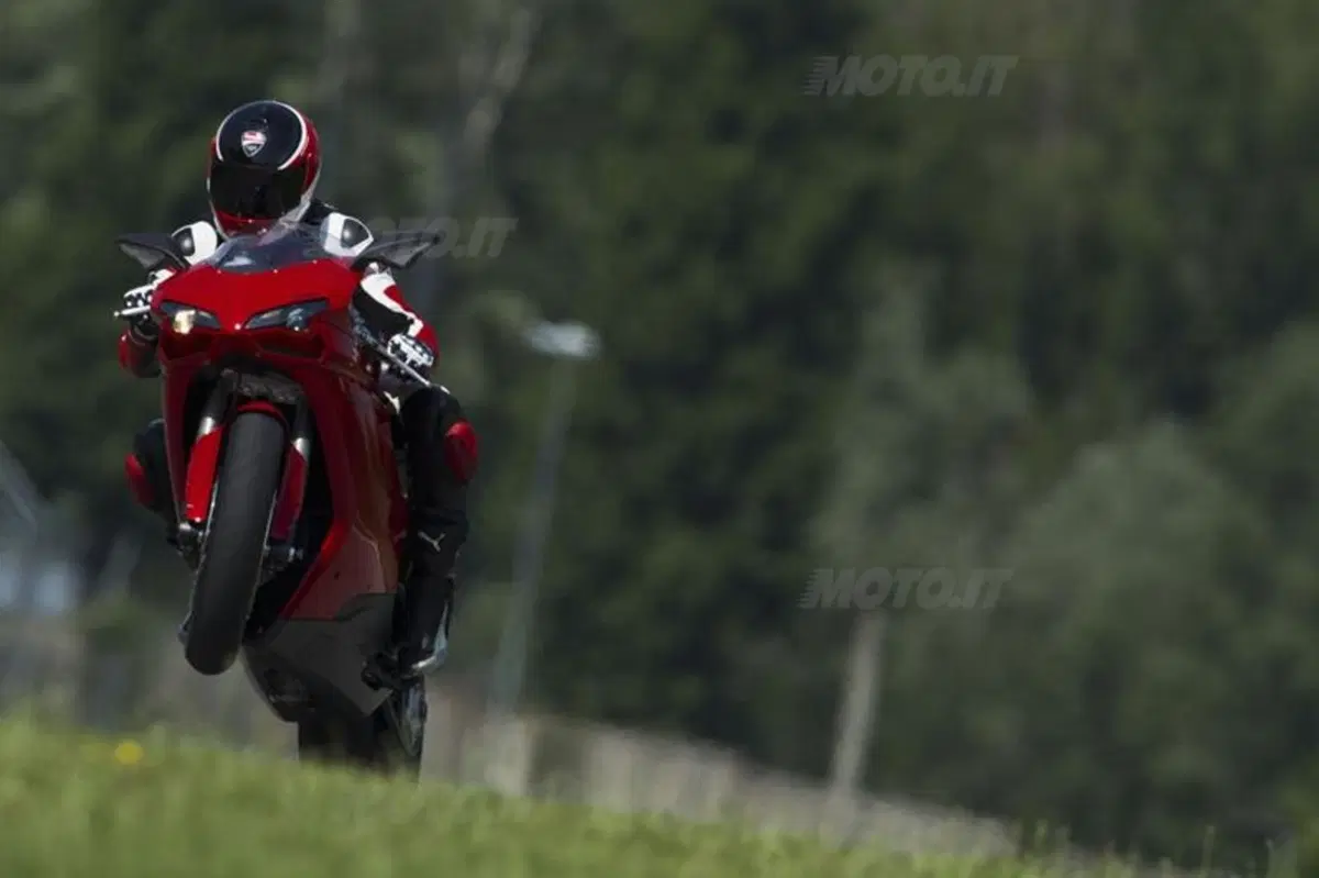 Test. Ducati 848EVO e 1198SP (20)