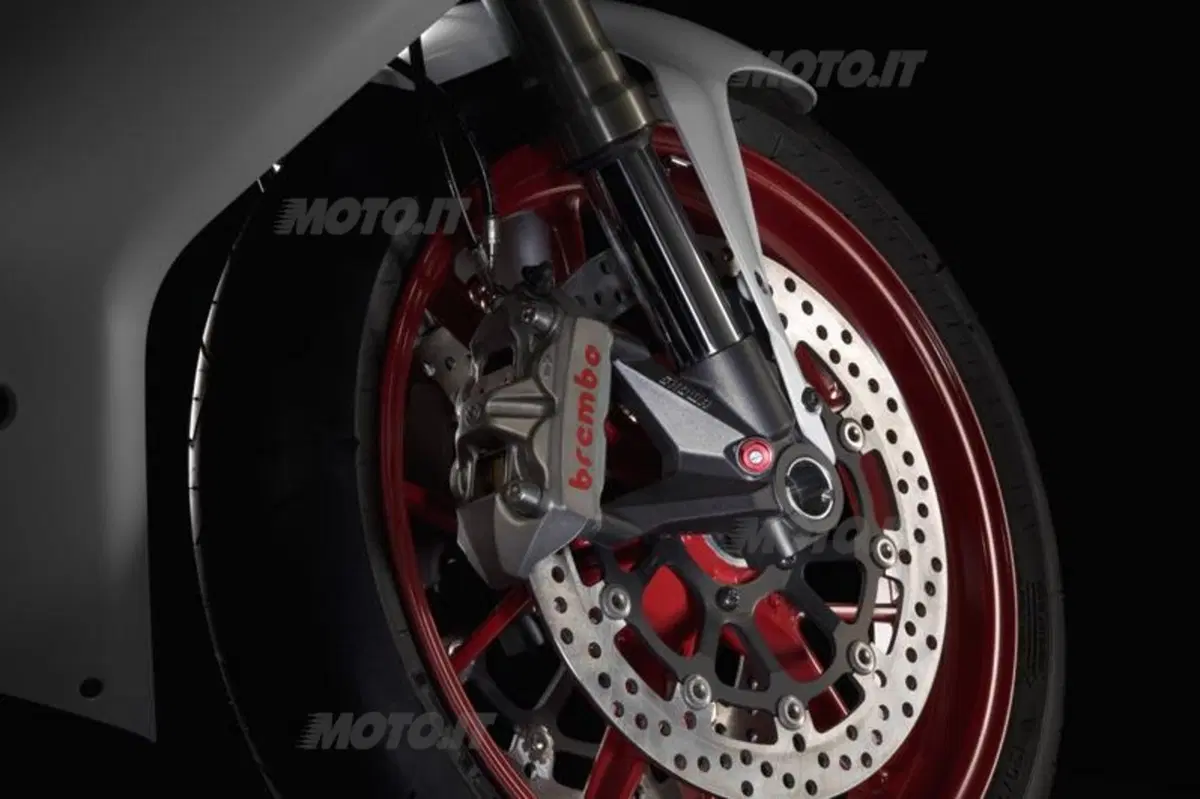 Ducati 848 EVO  (19)