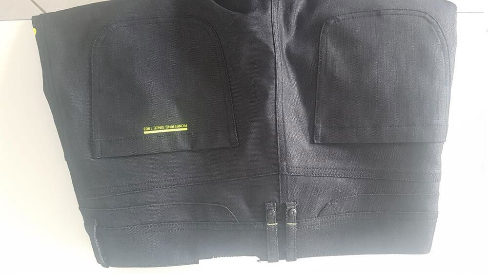 HUSQVARNA JEANS CARBON KEVLAR CON PROTEZIONI (2)