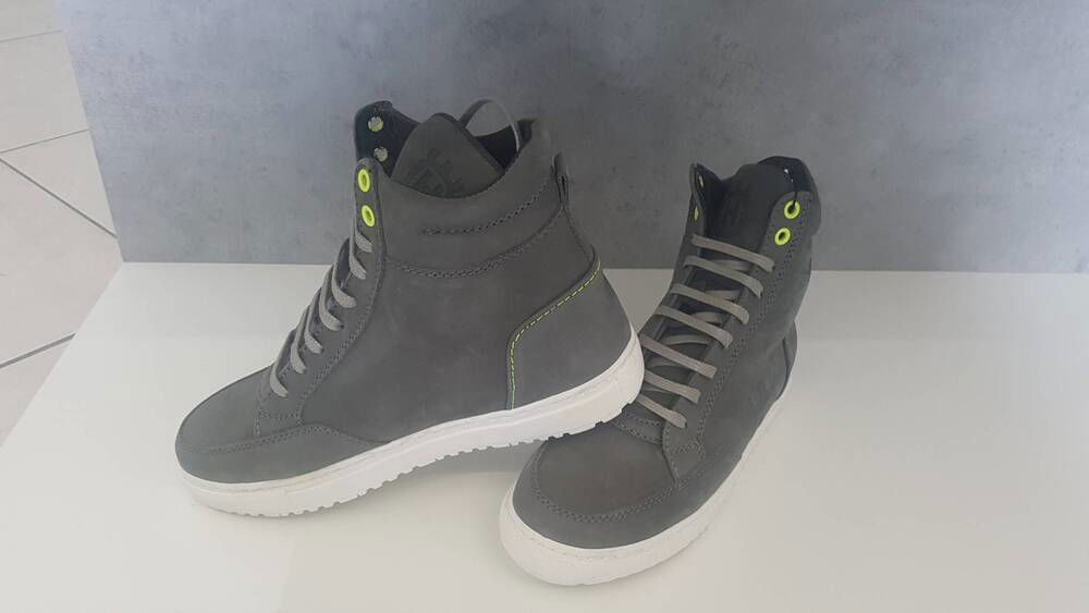 SCARPE HUSQVARNA VITPILEN SVARTPILEN