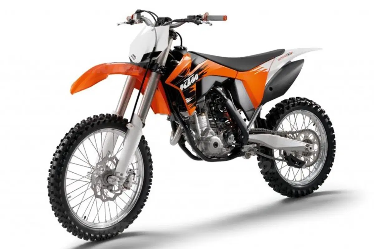 KTM denuncia i pericoli delle importazioni parallele (2)